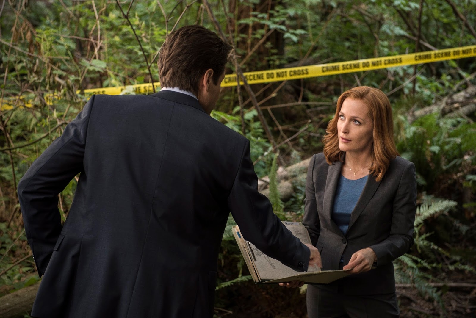 Mulder and Scully Meet the Were-Monster 2